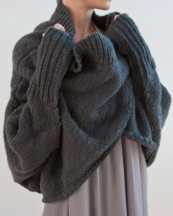 Chunky_knit_sweater_grey